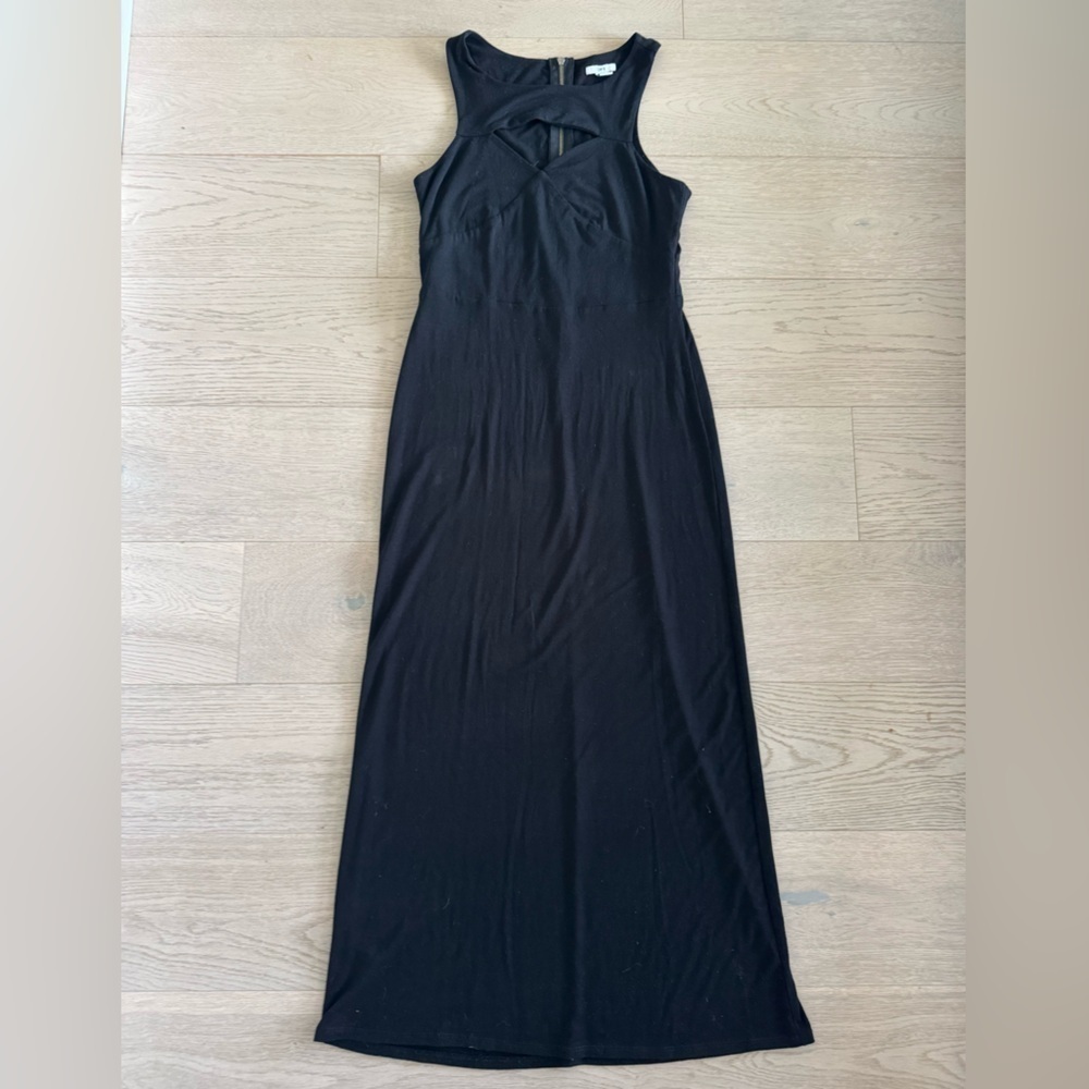 Bar III sleeveless, cutout dress. Black size M